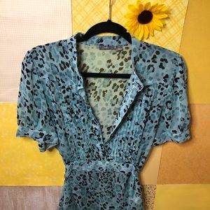 Apt 9 Dress Shirt size Medium